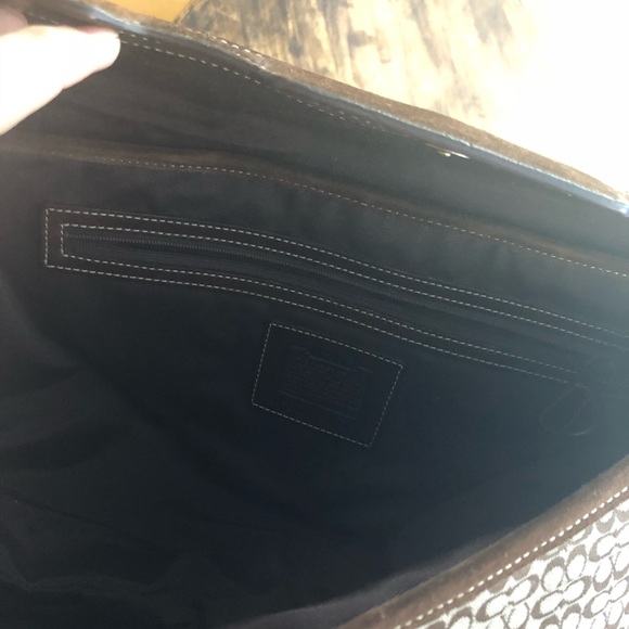 Coach - Picture 6 of 8